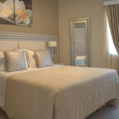 Remvi Deluxe Apartment 104 With Sea View Karpathos Exterior photo