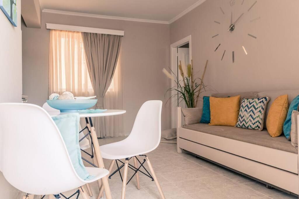 Remvi Deluxe Apartment 104 With Sea View Karpathos Exterior photo